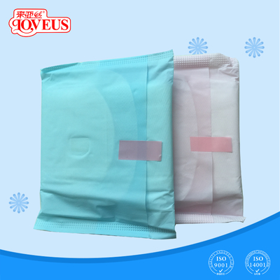 Comfortabele Negatieve Ion Sanitary Pad Soft Mesh-Oppervlakte voor Vrouwen