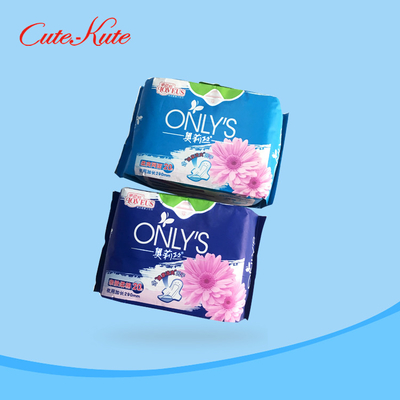 Van Katoenen van parfummaxi pad absorbency fluff pulp ODM Dekkings Sanitaire Stootkussens