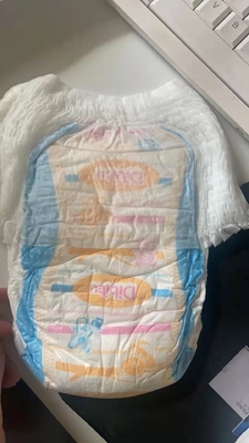 Rangb de Katoenen die Oppervlakte trekt Broekluier uit voor Baby wordt gedrukt